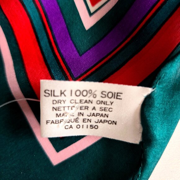 NWT / NOS Vintage Bill Blass 100% Silk Floral Square Scarf Made in Japan - Picture 6 of 10